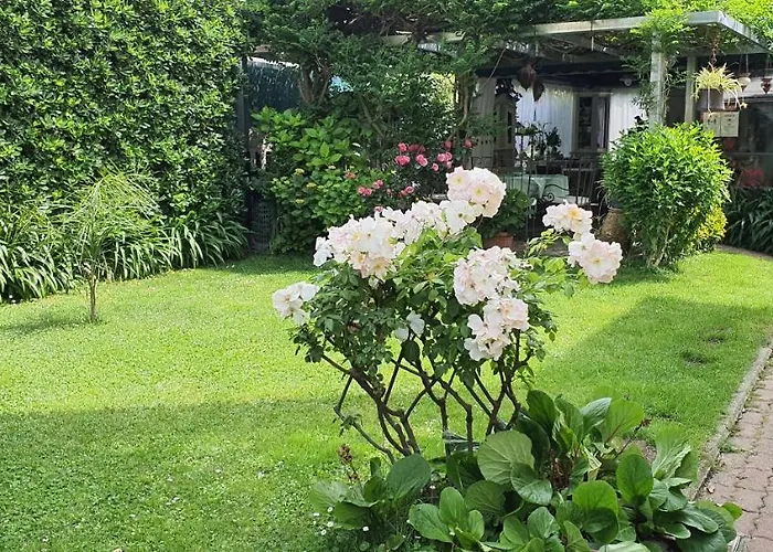 فندق مبيت وإفطار Il Giardino In Citta لا سبيتسْيا