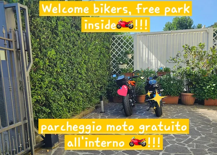 Il Giardino In Citta فندق مبيت وإفطار لا سبيتسْيا